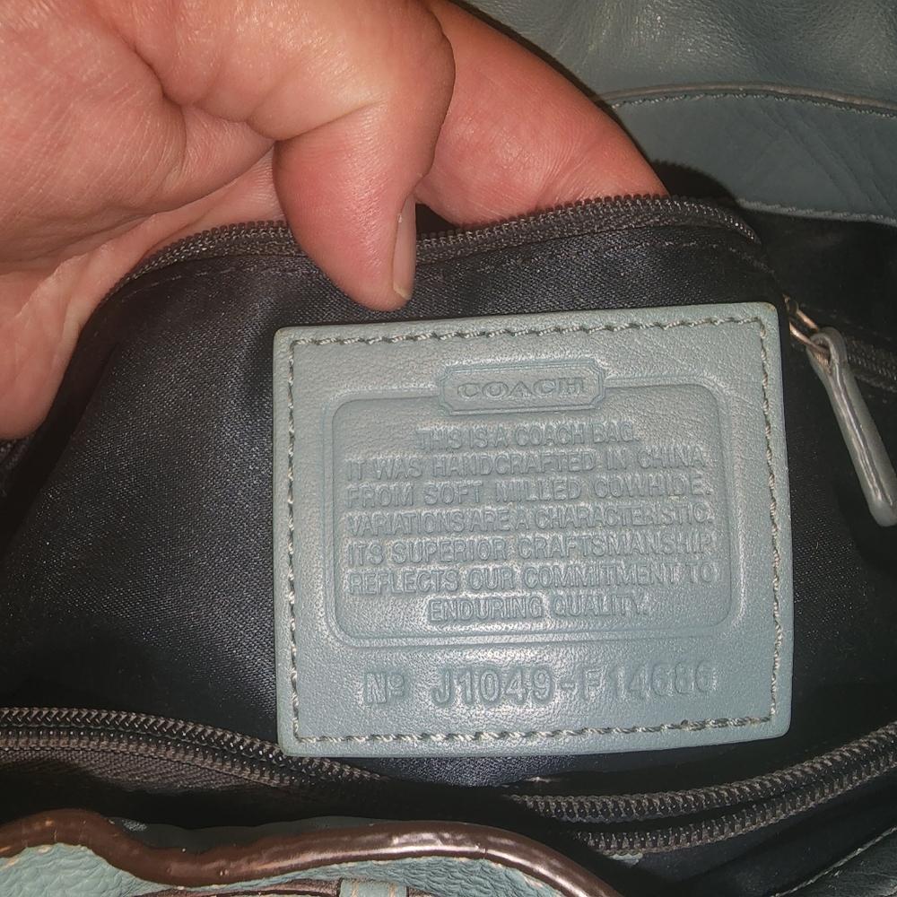 Authentic Coach Purse - Picture 5 of 5